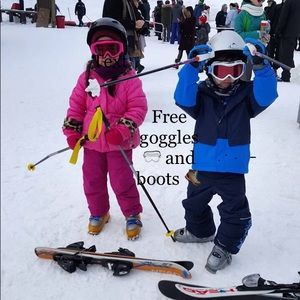 Boy size 4-5 ski set. Blue. Columbia brand